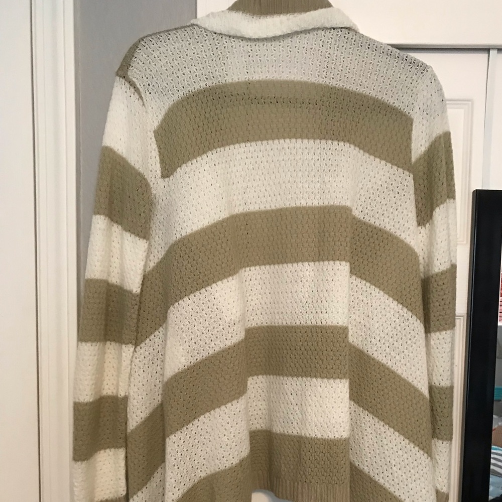 Cardigan - Picture 3 of 3